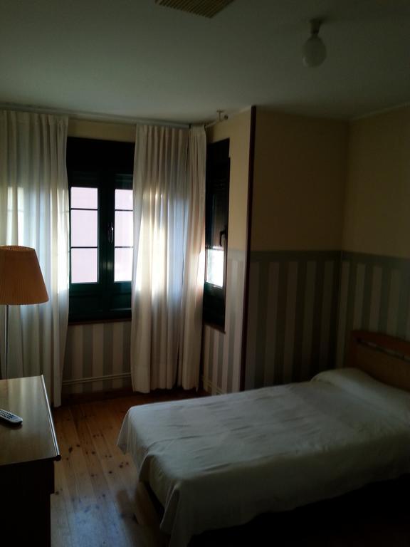Hotel Las Vegas Colunga Bagian luar foto